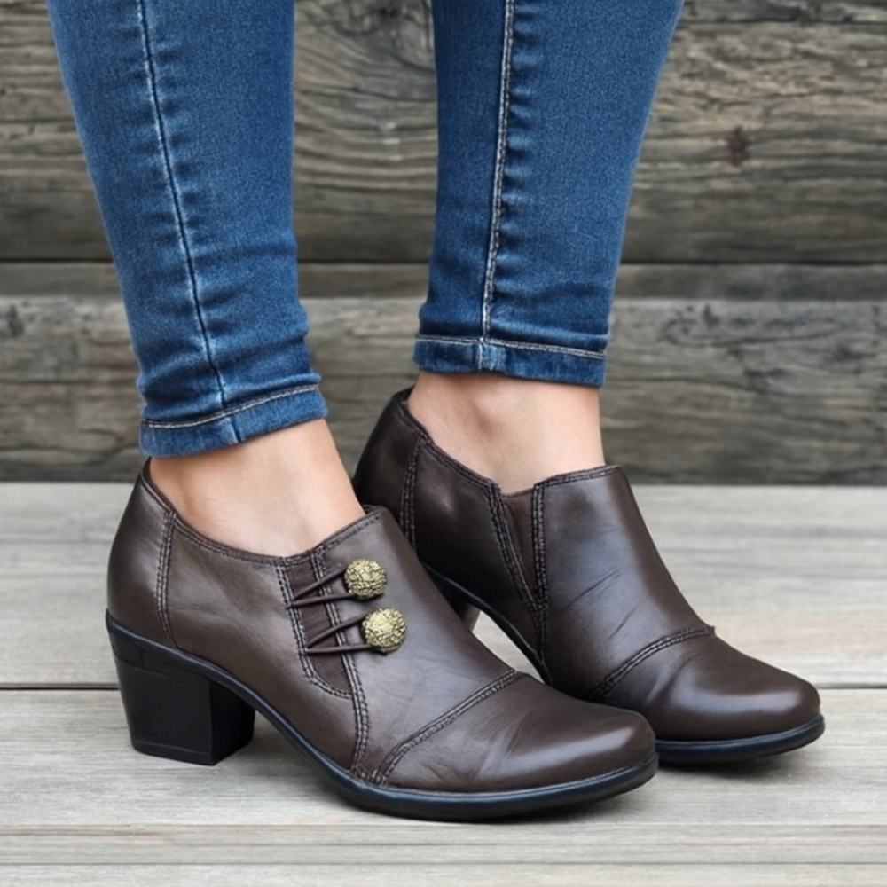 Clarks Emslie Warren 90s Minimalist Revival Brown Leather Comfort Shootie 6.5M